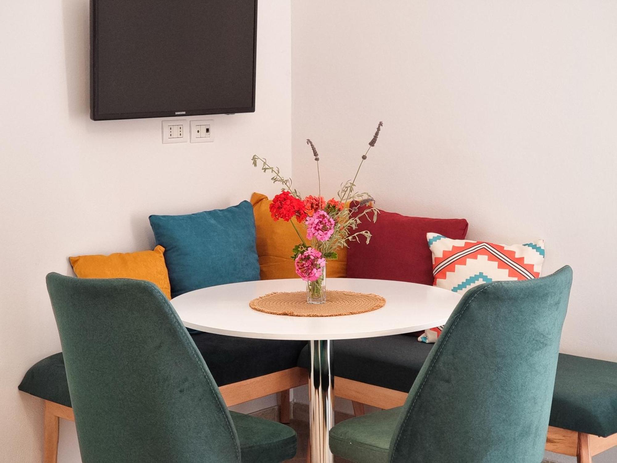 Arte Apartment Sarandë エクステリア 写真