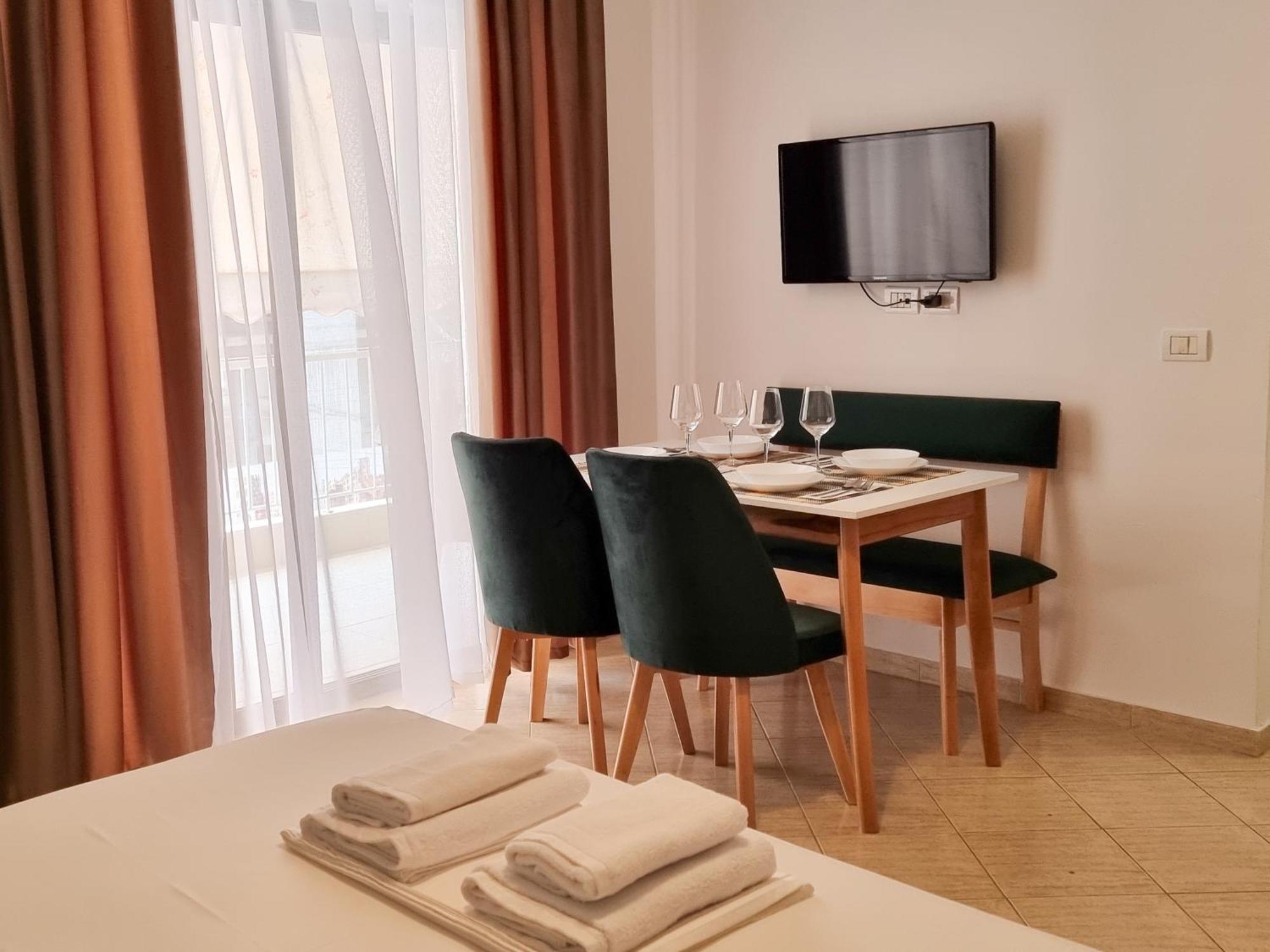 Arte Apartment Sarandë エクステリア 写真